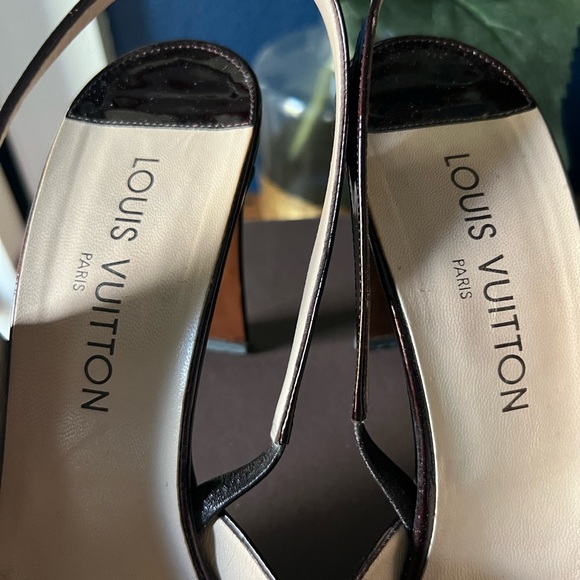 Vintage Patent Leather Louis Vuitton Slingbacks - Picture 7 of 11